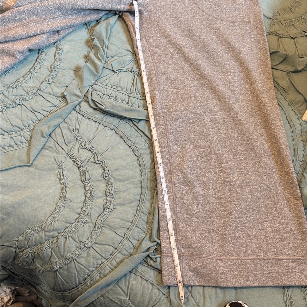 Lululemon Wide-Leg Cropped Pants - Picture 12 of 13